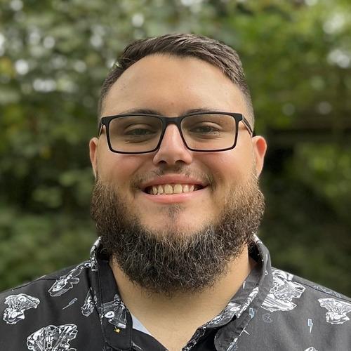 Robert M. || item.role}