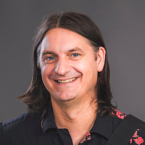 Robin P. || item.role}