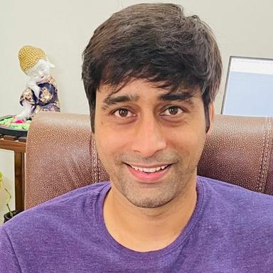 Robin V. - Senior Full-Stack Engineer - Node.js, React and Cloud Platforms