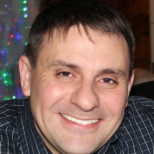 Roman T. || item.role}