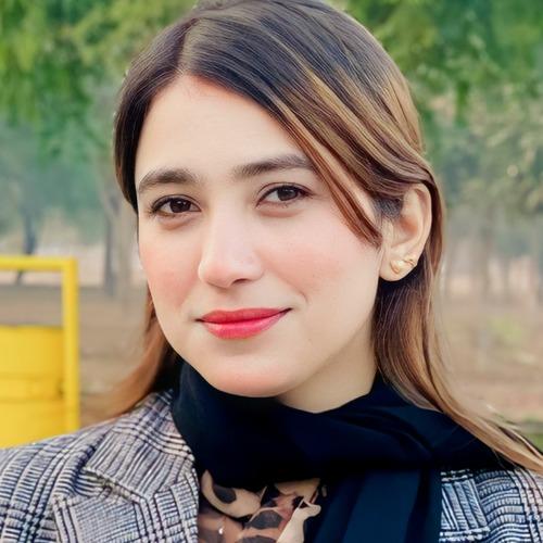 Rubab M. || item.role}