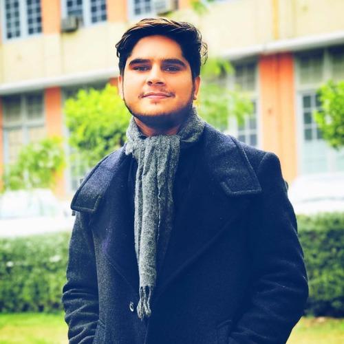 Safi U. || item.role}