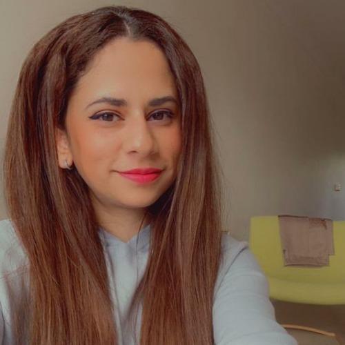 Sana W. || item.role}