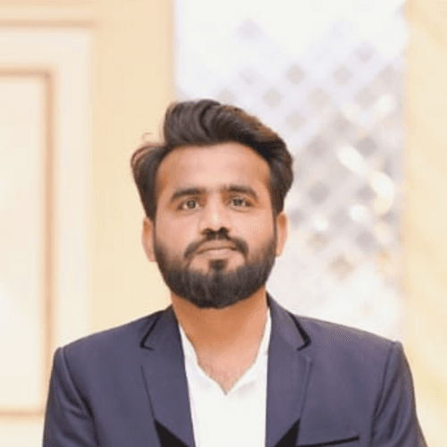 Saqib R. || item.role}