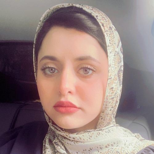 Sara S. || item.role}