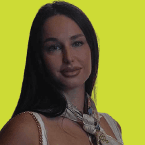 Sara S. || item.role}