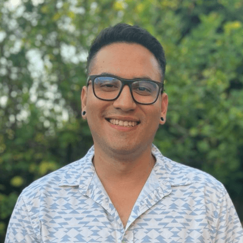 Sebastian Q., developer