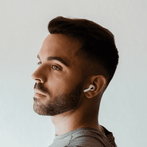 Sergi F. || item.role}