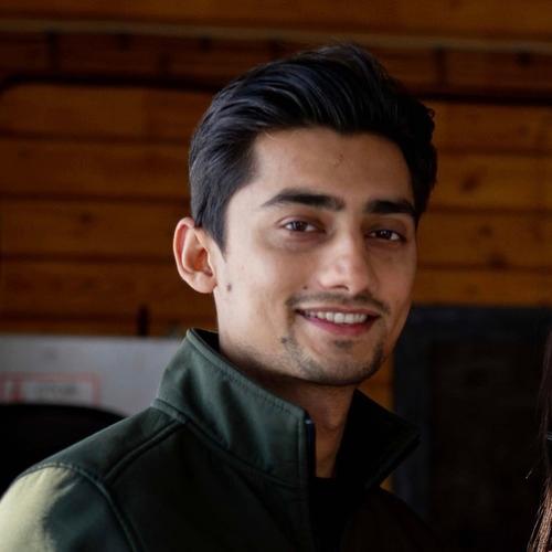 Shahroze Z. || item.role}