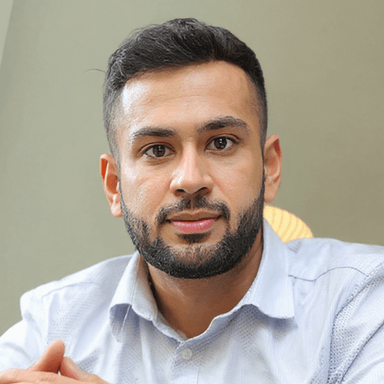 Shivam P. - Senior Full-Stack Engineer - React, Vue.js and Blockchain Platforms