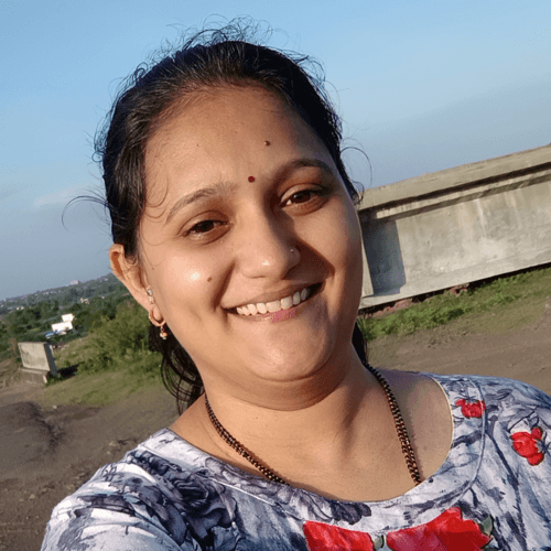 Shivani M. || item.role}