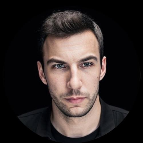 Steeve F. || item.role}