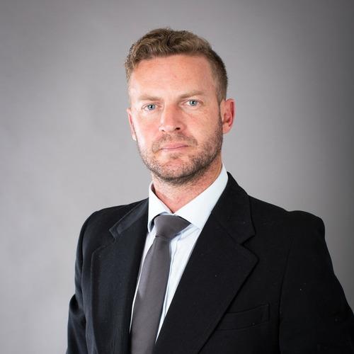 Stephan V. || item.role}