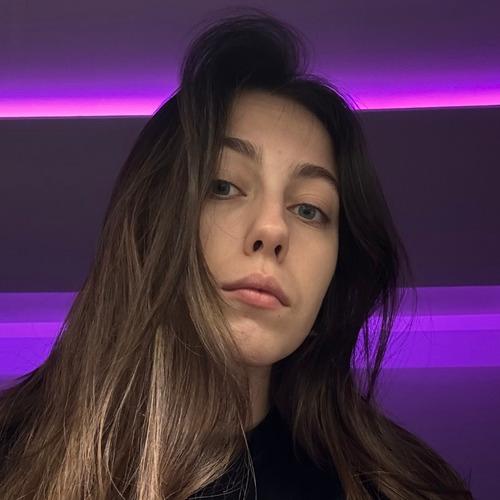 Svitlana D. || item.role}