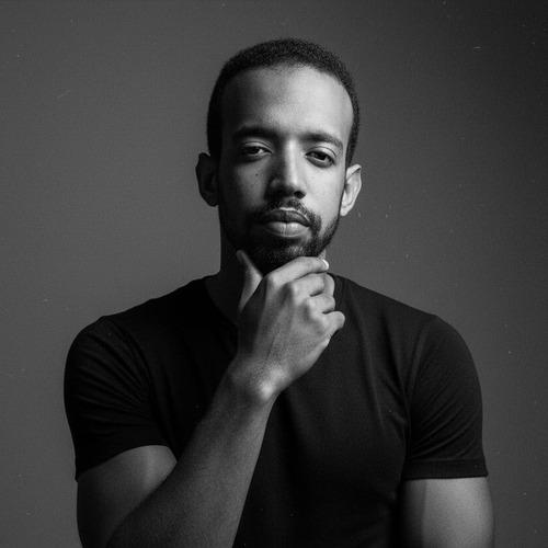 Taha E. || item.role}