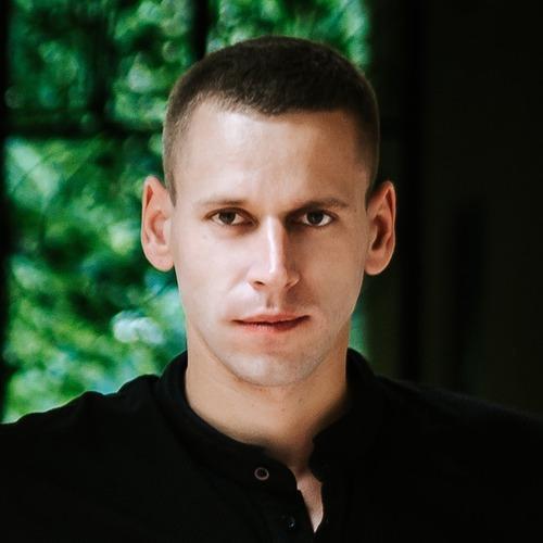 Taras M. || item.role}