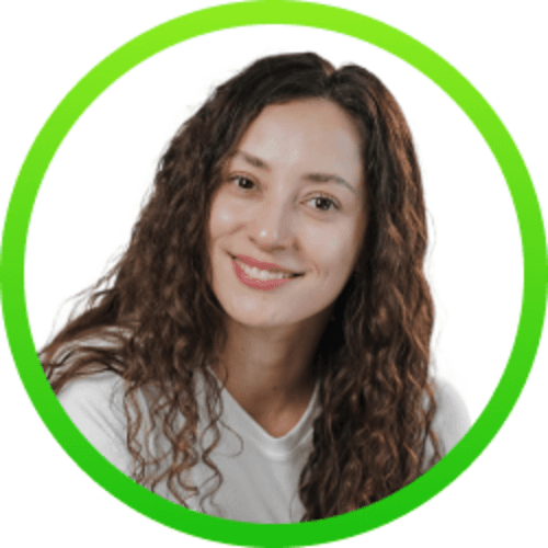 Tatiana T. || item.role}