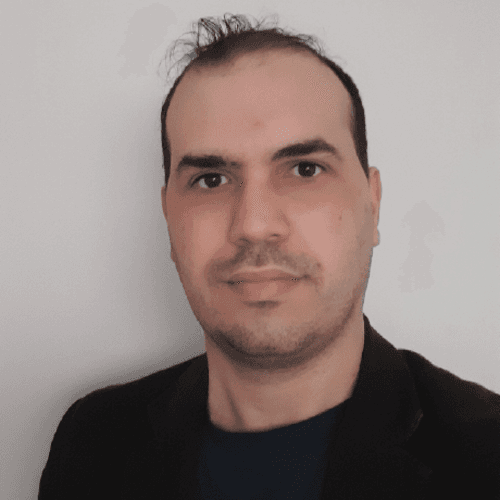 Thiago B. || item.role}