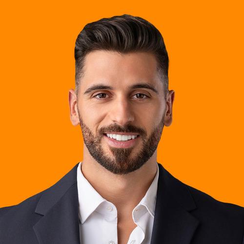 Tiago M. || item.role}