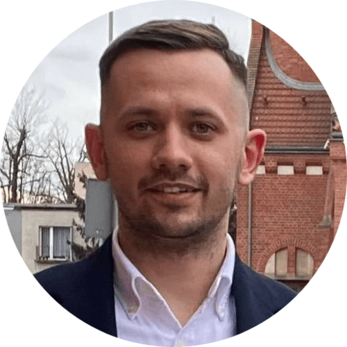 Timur K. || item.role}