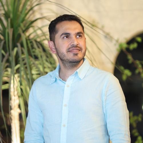 Umer S. || item.role}