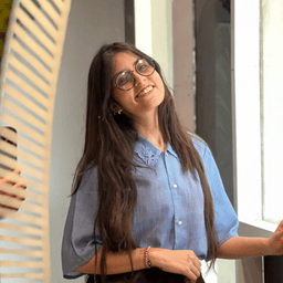 Urvashi  T. - Junior Full-Stack Engineer - React, Node.js and Mobile Platforms