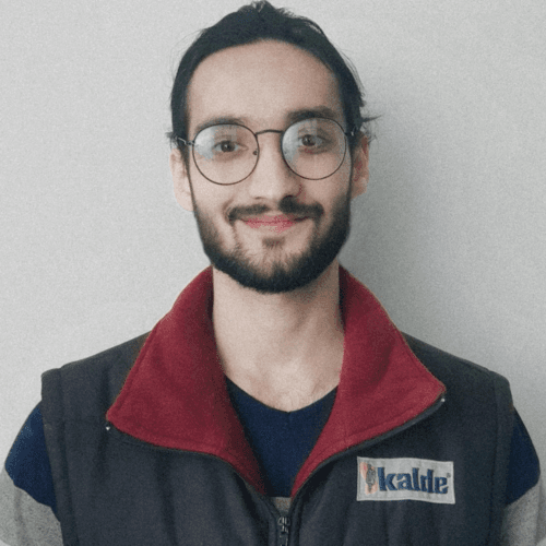 Uzair Y. || item.role}