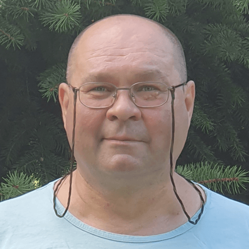 Valentyn S. || item.role}