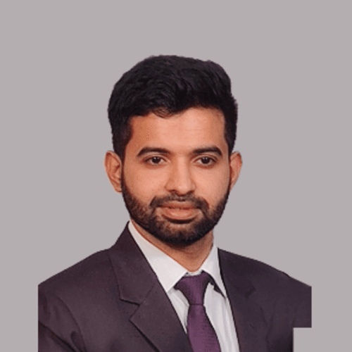 Varun S. || item.role}