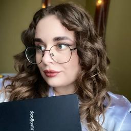 Victoria S. - Software Engineer - Web, No-Code and UI/UX Platforms