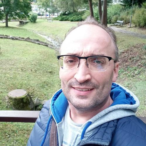 Profile of Viktor V., Software Engineer - Frontend, Backend and Mobile Platforms at Softaims