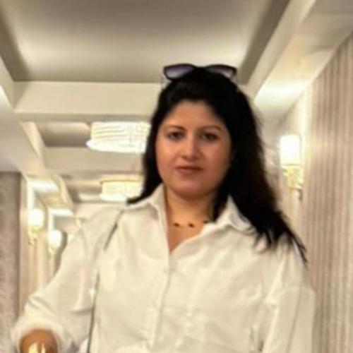 Vinita B. || item.role}