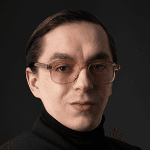 Vladislav H. || item.role}