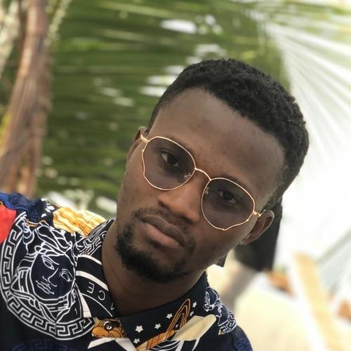 Wariz T. || item.role}