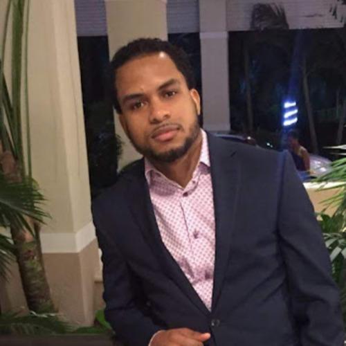 Xavier R. || item.role}