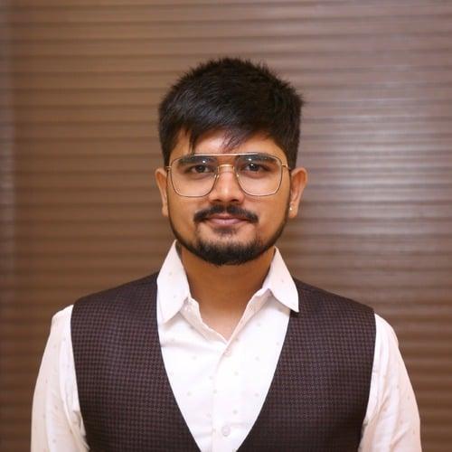 Yash V., developer