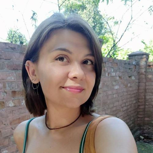 Yevheniia P. || item.role}