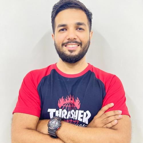 Zeeshan A. || item.role}