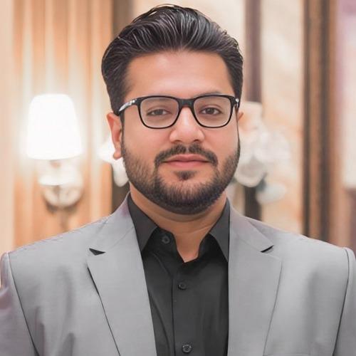 Zia K. || item.role}