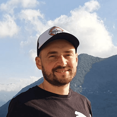 Alex B. at Softaims Alex B. - Junior Frontend Engineer - React, TypeScript and Web Development