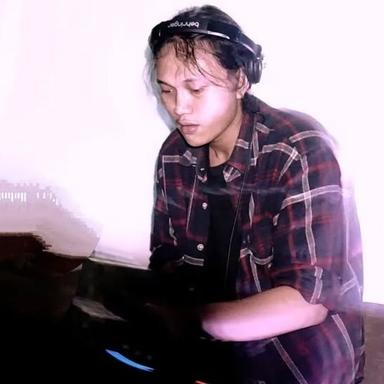 Dimas A. at Softaims Dimas A. - Junior Software Engineer - Music, Sound Design and General Development