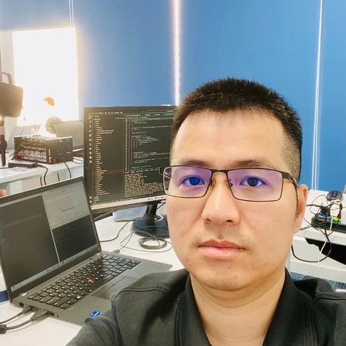Duong V. | Software Engineer - Blockchain, Python and AI Platforms at Softaims Profile of Duong V., Software Engineer - Blockchain, Python and AI Platforms at Softaims