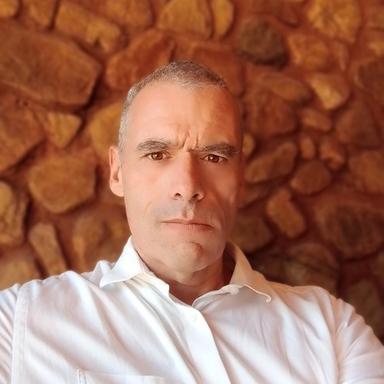 Jaco G. at Softaims Jaco G. - Junior Mobile Engineer - Flutter, React Native and Web Development