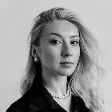 Julia K. at Softaims Julia K. - Senior Mobile Engineer - Swift, Kotlin and AI Platforms