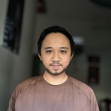 Mai H. at Softaims Mai H. - Software Engineer - Mobile, Cloud and Modern Frameworks